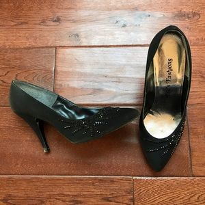 Eric’s Fashions Black High Heeled Pumps Rhinestone